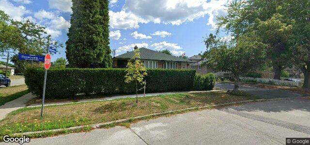 2 Syracuse Crescent（加拿大曼尼托巴省温尼伯市）房屋照片