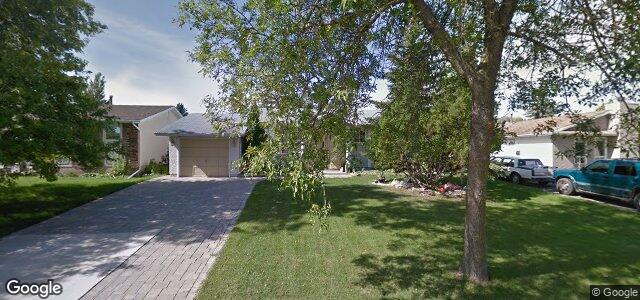 23 Lake Grove Bay（加拿大曼尼托巴省温尼伯市）房屋照片