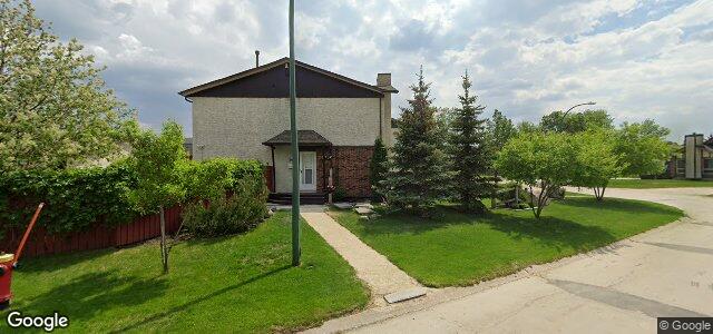 24 Blue Lake Bay（加拿大曼尼托巴省温尼伯市）房屋照片