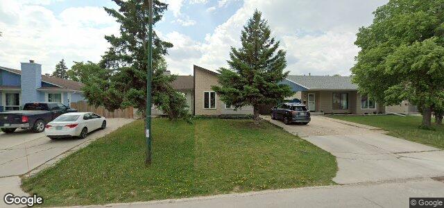 266 Lake Village Road（加拿大曼尼托巴省温尼伯市）房屋照片