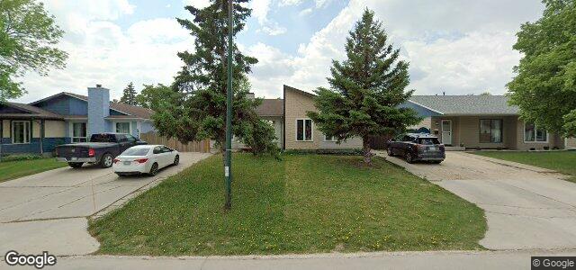 Photo of 268 Lake Village Road in Winnipeg, Manitoba