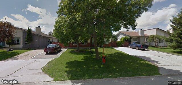 272 Lake Village Road（加拿大曼尼托巴省温尼伯市）房屋照片