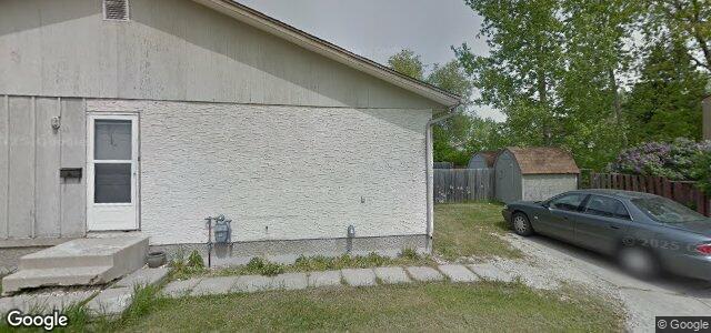 275 Lake Village Road（加拿大曼尼托巴省温尼伯市）房屋照片