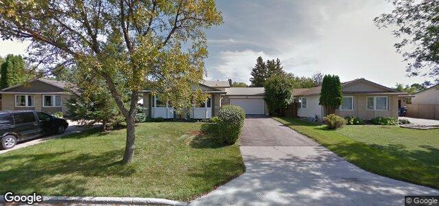 30 Lake Grove Bay（加拿大曼尼托巴省温尼伯市）房屋照片