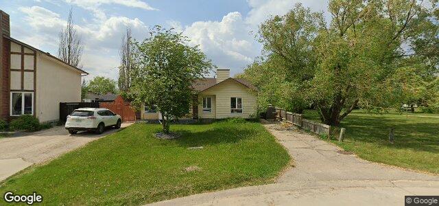 31 Blue Lake Bay（加拿大曼尼托巴省温尼伯市）房屋照片