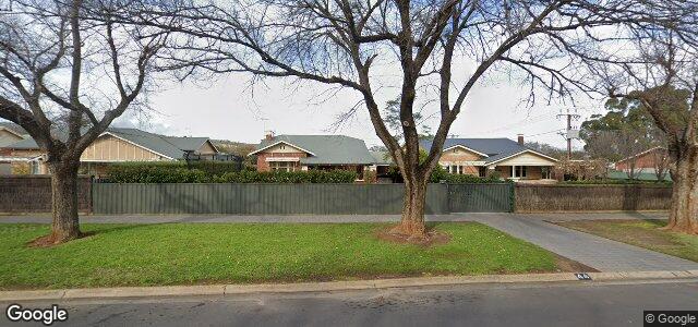 44 Salisbury Crescent（加拿大曼尼托巴省温尼伯市）房屋照片