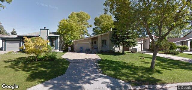 Larawan ng 50 Swan Lake Bay sa Winnipeg, Manitoba