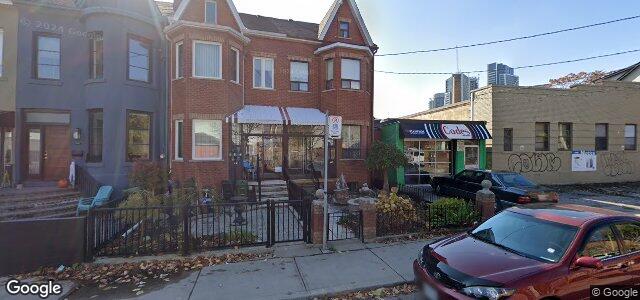 Photo of 121 Niagara Street in Winnipeg, Manitoba