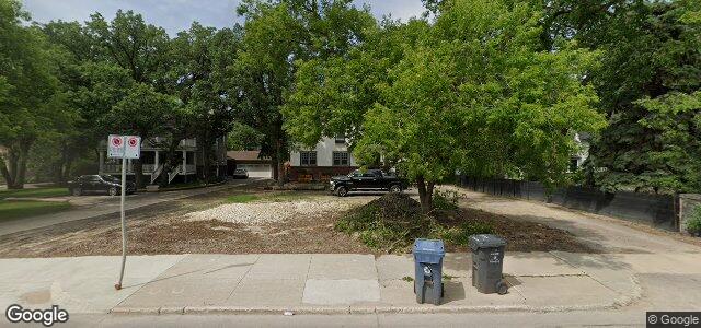 295 Academy Road（加拿大曼尼托巴省温尼伯市）房屋照片