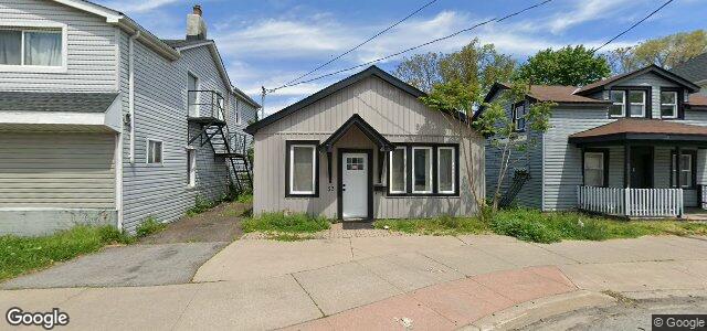 Larawan ng 53 Queenston Street sa Winnipeg, Manitoba