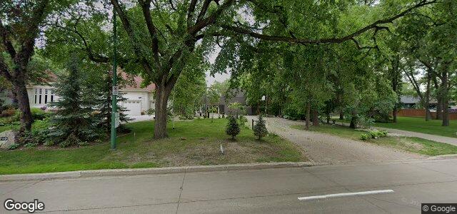 Photo of 740 Wellington Crescent in Winnipeg, Manitoba
