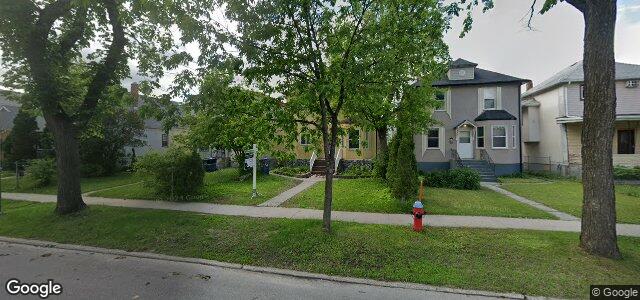 Photo of 832 Mcdermot Avenue in Winnipeg, Manitoba