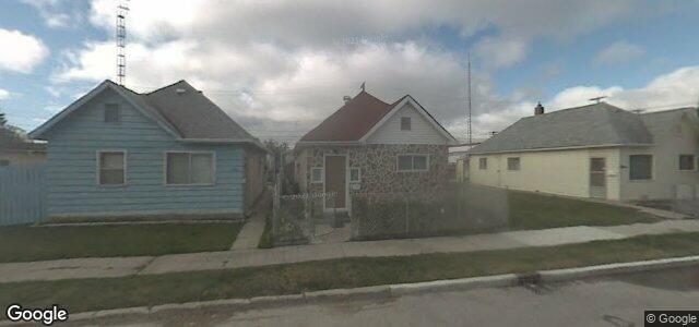 Photo of 972 Alexander Avenue in Winnipeg, Manitoba