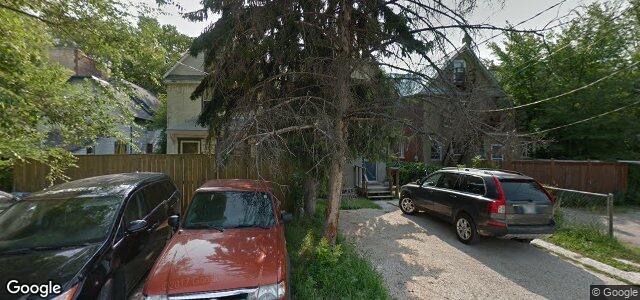 Larawan ng 122 Spence Street sa Winnipeg, Manitoba