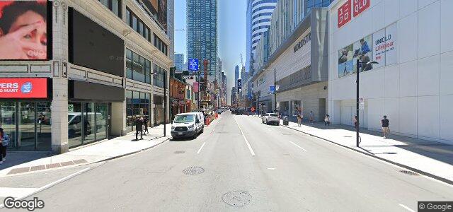 Larawan ng 285 Young Street sa Winnipeg, Manitoba