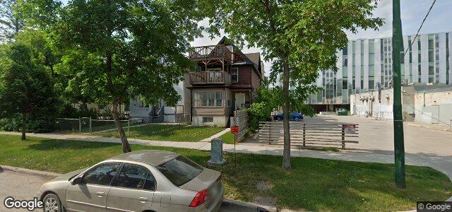 695 Sara Avenue（加拿大曼尼托巴省温尼伯市）房屋照片