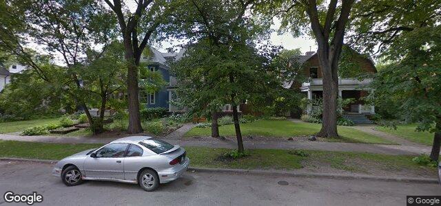 Larawan ng 84 Furby Street sa Winnipeg, Manitoba