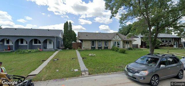 100 Harwood Crescent（加拿大曼尼托巴省温尼伯市）房屋照片