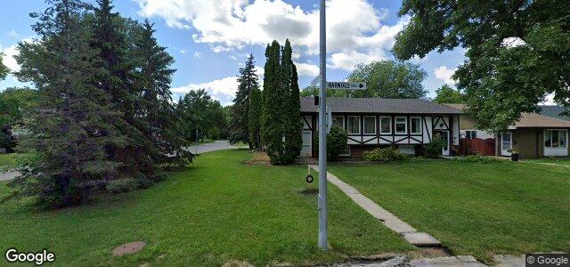 124 Harwood Crescent（加拿大曼尼托巴省温尼伯市）房屋照片