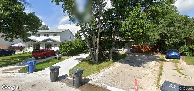 21 Harwood Crescent（加拿大曼尼托巴省温尼伯市）房屋照片