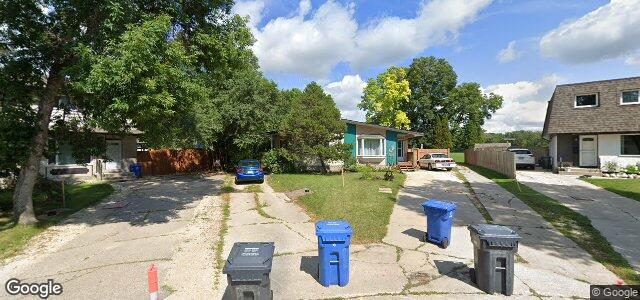 27 Harwood Crescent（加拿大曼尼托巴省温尼伯市）房屋照片