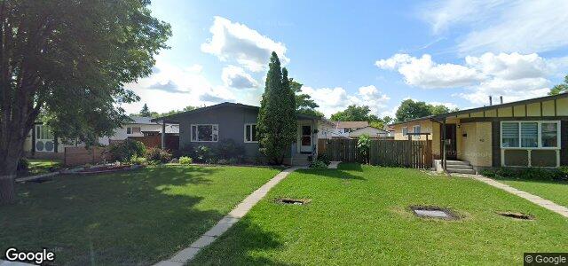 Photo of 44 Harwood Crescent in Winnipeg, Manitoba
