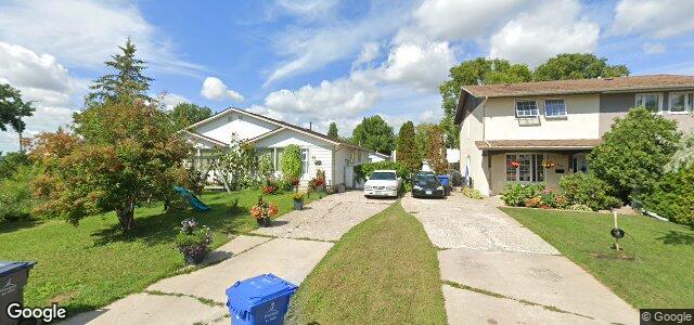 Photo of 54 Foxberry Bay in Winnipeg, Manitoba