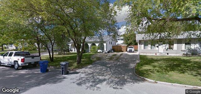 6749 Betsworth Avenue（加拿大曼尼托巴省温尼伯市）房屋照片