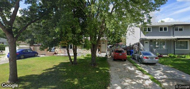 Larawan ng 90 Dellwood Crescent sa Winnipeg, Manitoba