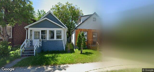 Photo of 1424 Ross Avenue W in Winnipeg, Manitoba