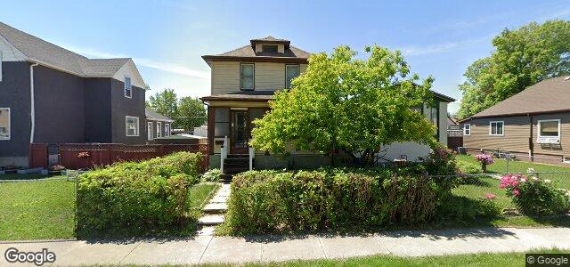 Photo of 1528 Ross Avenue W in Winnipeg, Manitoba