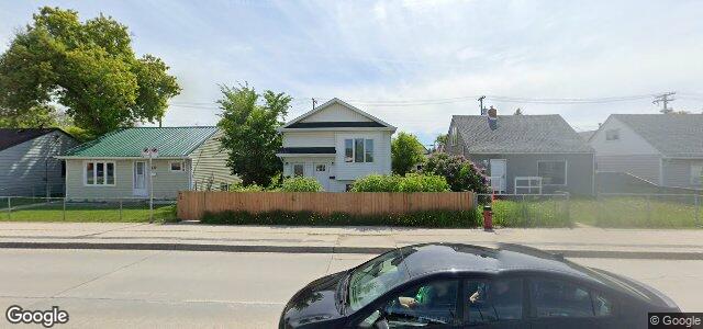 Photo of 1636 Logan Avenue in Winnipeg, Manitoba