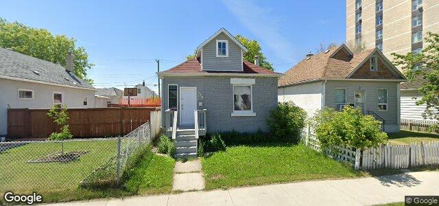 Larawan ng 1658 Alexander Avenue sa Winnipeg, Manitoba