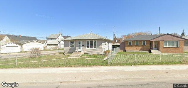 Larawan ng 77 Keewatin Street sa Winnipeg, Manitoba
