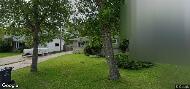 10 Columbus Crescent（加拿大曼尼托巴省温尼伯市）房屋照片