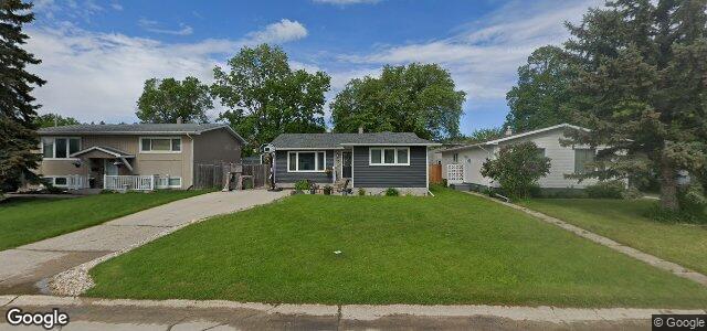 Photo of 10 Cortez Bay in Winnipeg, Manitoba