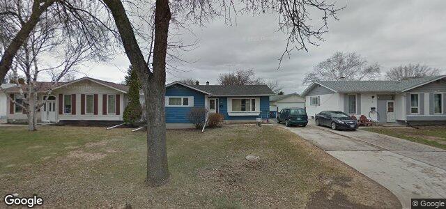 10 Pontiac Bay（加拿大曼尼托巴省温尼伯市）房屋照片