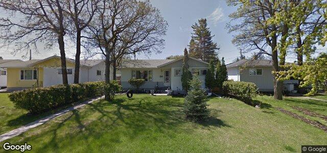 Photo of 10 Reynolds Bay in Winnipeg, Manitoba