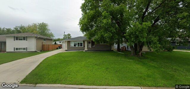 13 Peary Crescent（加拿大曼尼托巴省温尼伯市）房屋照片