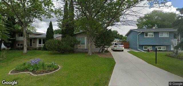 131 Barron Drive（加拿大曼尼托巴省温尼伯市）房屋照片