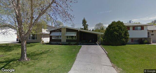 15 Erlandson Drive（加拿大曼尼托巴省温尼伯市）房屋照片