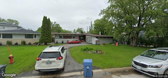 21 Peary Crescent（加拿大曼尼托巴省温尼伯市）房屋照片