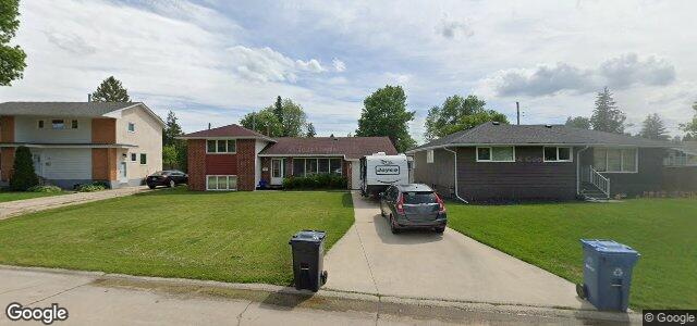 24 Magellan Bay（加拿大曼尼托巴省温尼伯市）房屋照片