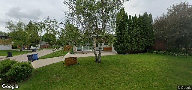 24 Peary Crescent（加拿大曼尼托巴省温尼伯市）房屋照片