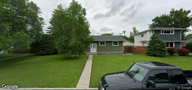 Photo of 251 Whitegates Crescent in Winnipeg, Manitoba