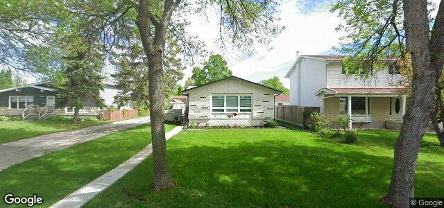 30 Jolliett Crescent（加拿大曼尼托巴省温尼伯市）房屋照片