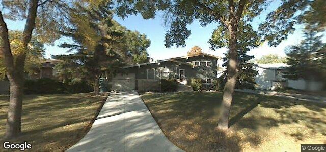 32 Jolliett Crescent（加拿大曼尼托巴省温尼伯市）房屋照片