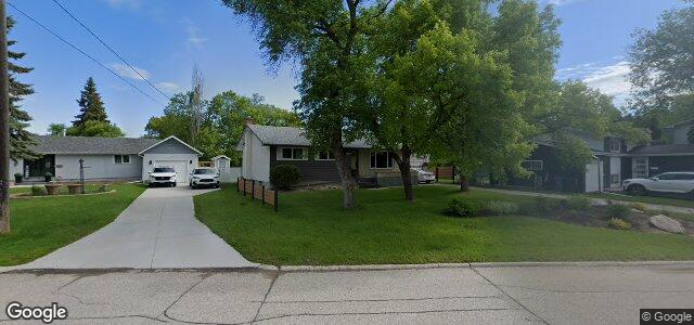 3289 Assiniboine Avenue（加拿大曼尼托巴省温尼伯市）房屋照片