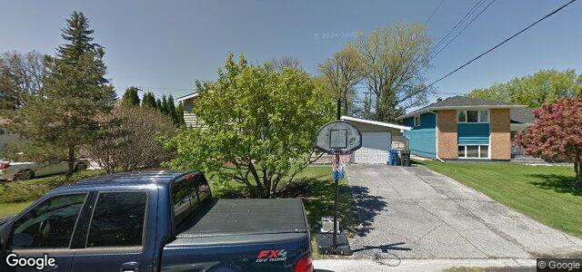 33 Magellan Bay（加拿大曼尼托巴省温尼伯市）房屋照片