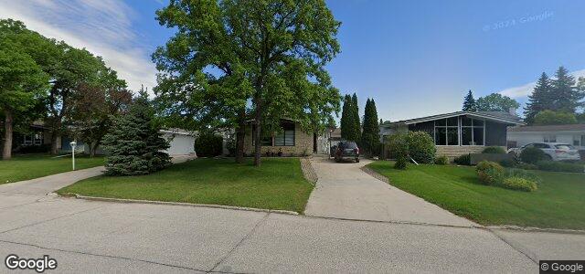 3321 Assiniboine Avenue（加拿大曼尼托巴省温尼伯市）房屋照片